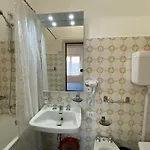 Lodrino Ξενοδοχείο 2*