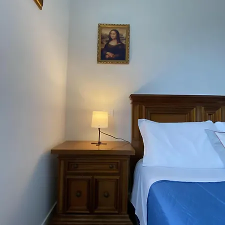 Lodrino Hotel