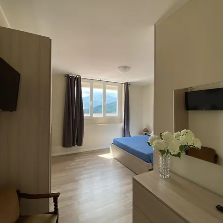 Lodrino Hotel Villa (Brescia)
